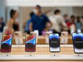 Apple được dự báo sẽ thiếu hụt khoảng 6 triệu chiếc iPhone trong năm nay (Ảnh: The Financial Express)