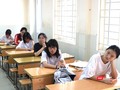 Thí sinh lo lắng trong kỳ thi tuyển sinh vào lớp 10. Ảnh: Minh Thúy