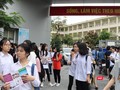 Học sinh sau khi tan trường. Ảnh: Minh Thúy