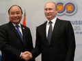 Tổng thống Nga Vladimir Putin và Thủ tướng Việt Nam Nguyễn Xuân Phúc.