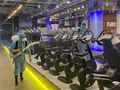 Khử khuẩn phòng gym. Ảnh: Internet