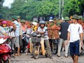 Thương lái Trung Quốc về nước sớm hơn mọi năm khiến vải thiều tại Lục Ngạn thậm chí rớt giá kỷ lục còn 3.000-4.000 đồng mỗi kg