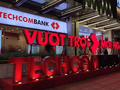 Techcombank lãi hơn 14.000 tỉ đồng 6 tháng đầu năm 2022.