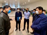 Thứ trưởng Bộ Y tế trực tiếp kiểm tra tại sân bay Nội Bài 