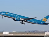 Vietnam Airlines "họa vô đơn chí"