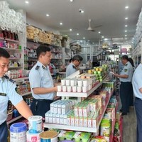 “Mỗi người dân là một chiến sĩ” trên mặt trận chống hàng giả và buôn lậu