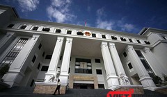 Liên tiếp sau một loạt "nhân tài" được đào tạo theo Đề án 922 (Đề án Phát triển nguồn nhân lực chất lượng cao) của Đà Nẵng bị khởi kiện ra tòa