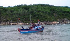 Lực lượng chức năng tiếp tục theo dõi thông tin cứu nạn đối với tàu cá BĐ 97238 TS cùng 14 ngư dân bị mất tích trên biển