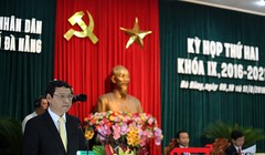 Ông Hồ Kỳ Minh, Phó Chủ tịch UBND TP Đà Nẵng trình bày báo cáo tại Kỳ họp thứ 2 HĐND TP Đà Nẵng khóa IX, nhiệm kỳ 2016-2021 diễn ra sáng 9/8.