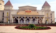 Sở KHĐT TP Đà Nẵng vừa có văn bản đề nghị UBND TP.Đà Nẵng sớm có văn bản với Chính phủ cho phép tăng 120 bàn chia bài của khu vui chơi có thưởng Silver Shores.