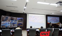 Sáng 25/9, UBND TP Đà Nẵng tổ chức thi tuyển chọn công khai phương án công trình vượt sông Hàn với sự tham dự 6 đơn vị dự thi đến từ 11 công ty tư vấn thiết kế trong và ngoài nước.