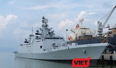 Tàu quân sự Ấn Độ cập cảng Tiên Sa (Đà Nẵng)
