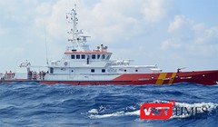 Tàu SAR 412 đang làm nhiệm vụ cứu nạn ngoài biển