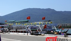 Từ ngày 1/11/2016, UBND TP Đà Nẵng cấp phép mới đối với tàu du lịch có sức chở dưới 50 khách, riêng các tàu đã cấp phép để hoạt động sẽ được hoạt động đến hết ngày 31/12/2017.