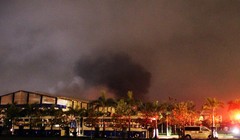 Hiện trường vụ cháy Nhà máy sản xuất xe bus Trường Hải (Quảng Nam) (Ảnh: Bạn đọc cung cấp)