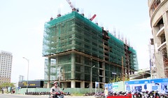 Dự án Tổ hợp Khách sạn và Căn hộ cao cấp Central Coast bất chấp quyết định đình chỉ hơn 1 năm nay vẫn ngang nhiên thi công