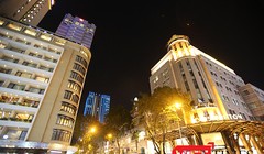 Mặc dù không được sôi động như năm 2016, nhưng thị trường bất động sản TP.HCM năm 2017 vẫn tiếp tục tăng trưởng với nhịp độ thị trường căn hộ được giữ vững