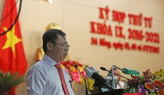 Theo ông Vũ Quang Hùng-Giám đốc Sở Xây dựng Đà Nẵng, từ tháng 10/2015, tất cả công trình cao tầng trên địa bàn Đà Nẵng phải có bãi đỗ xe mới được cấp phép, nhưng thực tế hoàn toàn khác