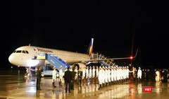 Tối ngày 8/11, chuyên cơ máy bay chở Tổng thống Philippines Rodrigo Duterte đã hạ cánh xuống sân bay quốc tế Đà Nẵng.