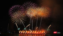 Đà Nẵng sẽ bắn hơn 1.000 quả pháo hoa từ giữa sông Hàn để chào năm mới 2018