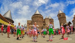 Sun World Ba Na Hills vừa thông tin giảm giá vé cáp treo vui chơi tại Khu du lịch Sun World Ba Na Hills ở mức 200.000 đồng/ người lớn và 150.000 đồng/ trẻ em nhân Kỷ niệm 43 năm ngày giải phóng Đà Nẵng 29/3/1975-29/3/2018.