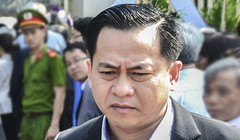 Ngày 18/4, Cơ quan CSĐT Bộ Công an đã khởi tố bị can đối với Phan Văn Anh Vũ (Chủ tịch HĐQT Công ty CP Xây dựng Bắc Nam 79) liên quan đến vụ án Lạm dụng chức vụ, quyền hạn chiếm đoạt tài sản tại Ngân hàng Đông Á (Đông Á Bank).