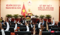 Cách đây 1 năm, cũng chính các đại biểu HĐND TP Đà Nẵng đã bỏ phiếu bãi nhiệm chức danh đối với các nhân sự được bầu tại phiên họp diễn ra chiều 9/7