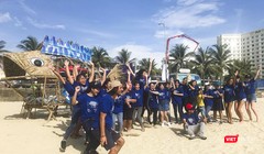 Mô hình cá bống ăn chai nhựa trên biển Đà Nẵng là một trong những hành động hạn chế phát sinh rác thải nhựa ra môi trường ở Đà Nẵng (ảnh Minh Hải)