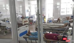 Bệnh nhân trong vụ ngộ độc thực phẩm điều trị tại Bệnh viện Đà Nẵng