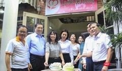 Ông Huỳnh Đức Thơ - Chủ tịch UBND TP Đà Nẵng và lãnh đạo Hội Nhà báo TP Đà Nẵng sự kiện  Ly cà phê yêu thương kỷ niệm 95 năm ngày Báo chí Cách mạng Việt Nam