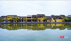 Một góc đô thị cổ Hội An bên dòng sông Hoài (ảnh Hồ Xuân Mai)