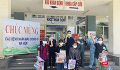 Các bệnh nhân mắc COVID-19 được Bệnh viện dã chiến Hòa Vang cho xuất viện chiều ngày 3/9