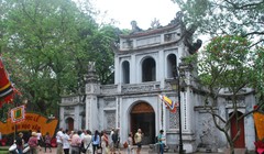 Khu di tích Văn Miếu - Quốc Tử Giám.