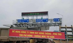 Các chủ xe phản đối mức thu phí tại Trạm BOT Tam Nông (Phú Thọ).