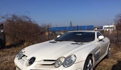 Mercedes-Benz SLR McLaren bị bỏ rơi