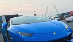Lamborghini Huracan màu xanh Lemans về Việt Nam