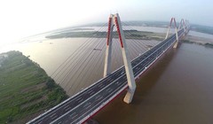 Theo quy hoạch, từ nay đến 2030 TP Hà Nội sẽ xây dựng 18 cầu vượt sông Hồng, Đuống, Đáy, Đà - Ảnh: VnExpress.