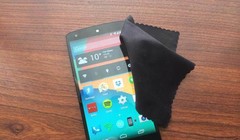 Làm thế nào để làm sạch điện thoại di động