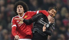 Fellaini bị gọi là "kẻ côn đồ" vì đánh người