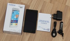 Smartphone selfie Mobiistar Lai Yuna S giá 2,09 triệu đồng