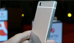 Smartphone Nhật Bản FreeTel về Việt Nam