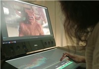  chiếc máy tính AIO thế hệ mới ngoài thiết kế màn hình chính còn sở hữu thêm một màn hình thứ 2 nằm trên mặt bàn.