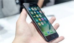 Các siêu thị điện thoại di động lớn bắt đầu cho đặt mua trước bộ đôi iPhone 7 với giá bán dự kiến từ 18,8 triệu.