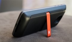 Cận cảnh loa di động cỡ nhỏ JBL Soundboost