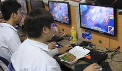 Món ăn chẳng có lợi, thậm chí còn gây hại cho sức khỏe mà game thủ Việt nào cũng mê đắm