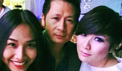 Bằng Kiều đã làm cho cả fan lẫn anti-fan sốc khi anh đăng lên trang cá nhân hình ảnh chụp chung với cả Trizzie Phương Trinh và Dương Mỹ Linh.