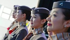 Nữ tiếp viên hãng Asiana Airlines của Hàn Quốc