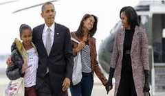 Gia đình tổng thống Obama đã sẵn sàng cho kỳ nghỉ Noel 2015 tại đảo Hawaii