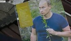 "Tháng 3: Tôi yêu tất cả những người phụ nữ Nga, họ là những con người tài năng và xinh đẹp nhất"