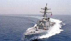 Khu trục hạm Mỹ đã áp sát đảo Tri Tôn hôm 30/1